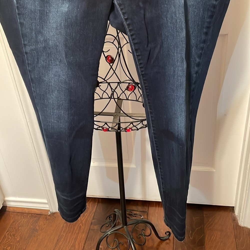👖👖👖BOGOHO👖👖👖Arizona Jean Co. Dark Wash Jeans/Jeggings-Size 18 - Picture 3 of 10